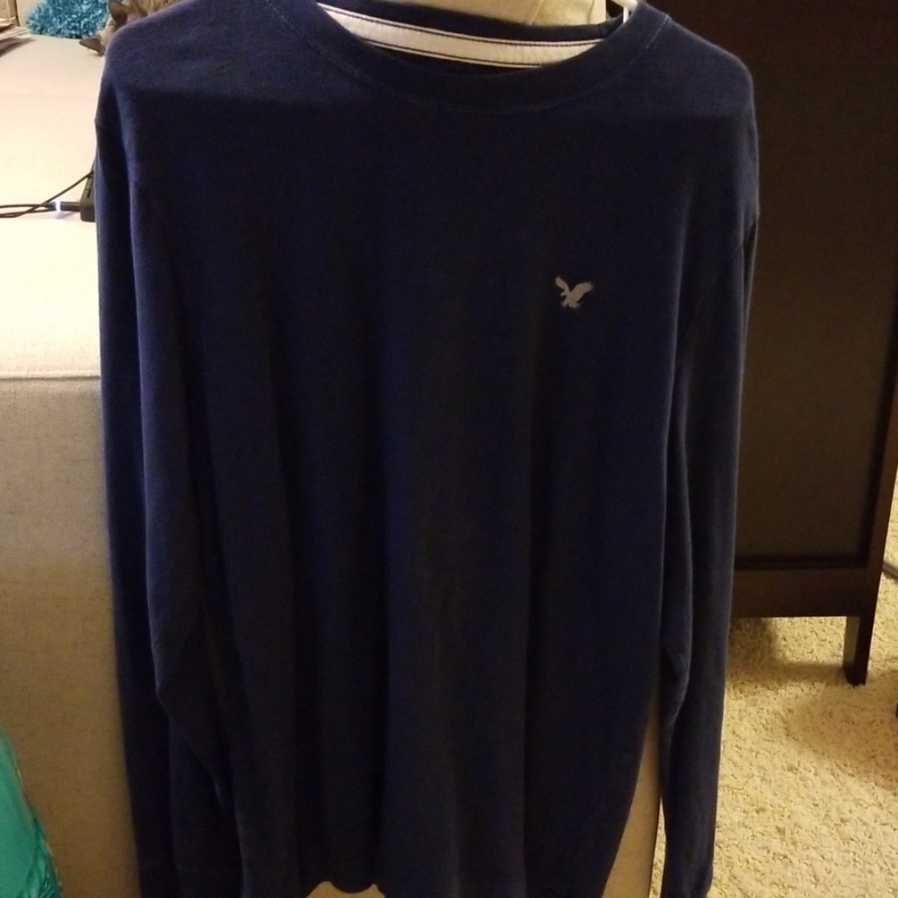 Men's American Eagle long sleeve tshirt